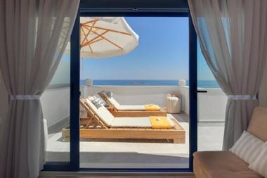 Pyrgos Beach Hotel Apartments