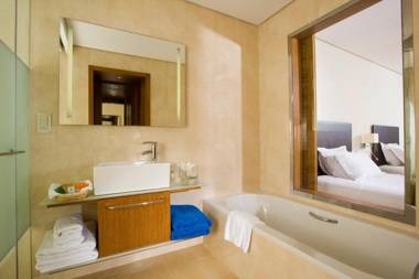 Kernos Beach Hotel & Bungalows