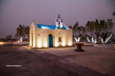 Sea View Apts & Suites by Pachiplex