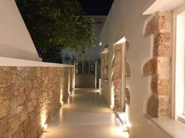 Kostis Parthenis Residence