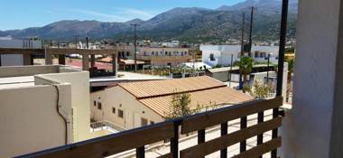 Cleo Rooms 250m from the beach