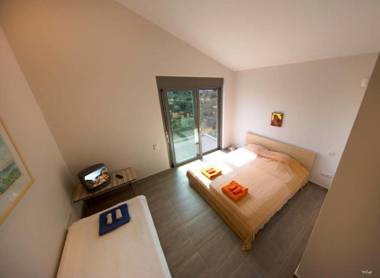 Loutraki · Tramonto di Olive - Gorgeous pool villa