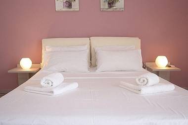 Galazia Nera Apartments