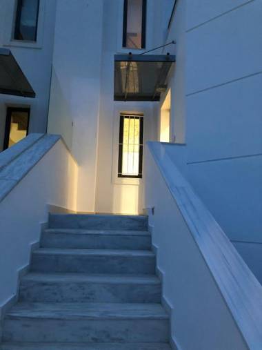 Porto Rafti view by Akroploro