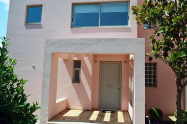 Pink House with panoramic view to Porto Rafti