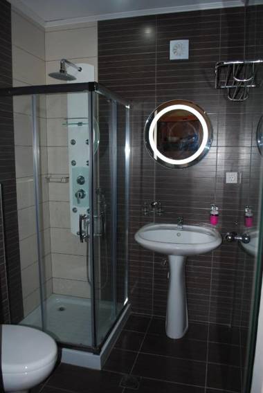 Family house Emerald