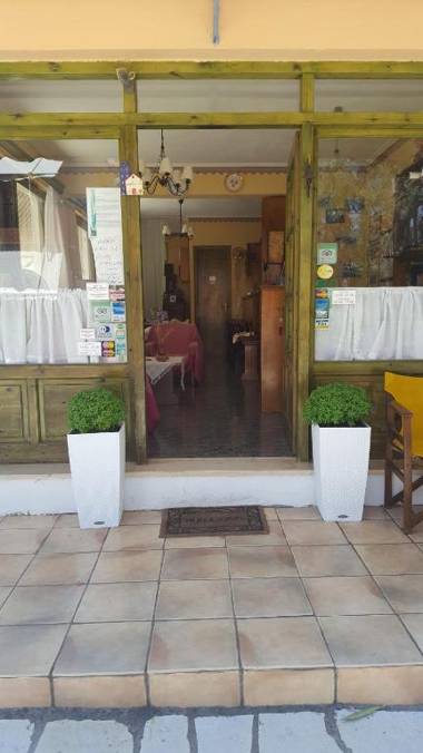 Alexaria Holidays Apartments