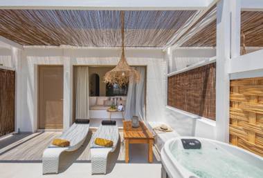 Oceanis Beach & Spa Resort