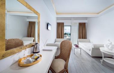 Diamond Deluxe Hotel - Adults Only