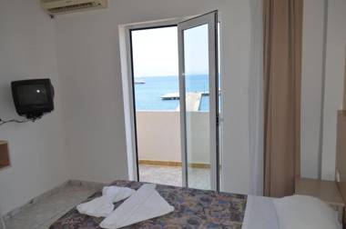 Achilleas Hotel Apartments