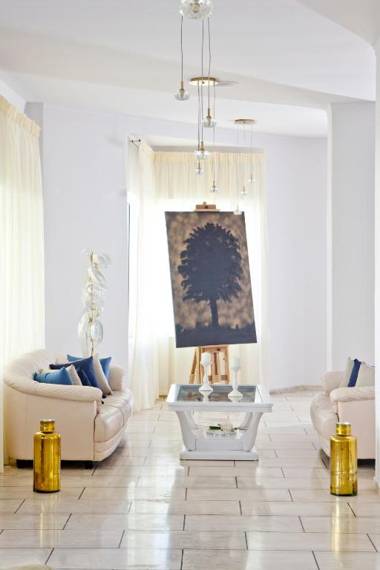 Mrs Chryssana Beach Hotel Adults Only