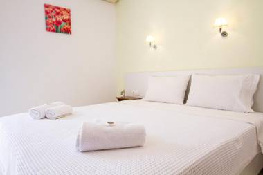 Revekka Rooms