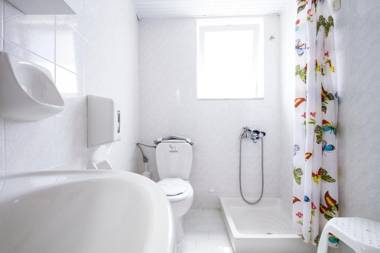 Revekka Rooms
