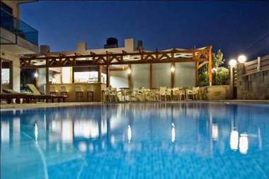 Crystal Bay Hotel