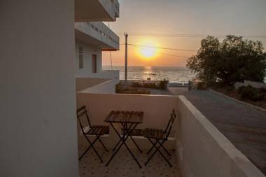 Lak Alepochori Homes