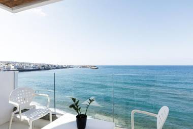 Kahlua Hotel & Suites