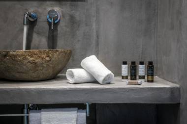 Cosmopolis Crete Suites