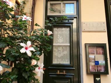 Silde Studios & Apartments