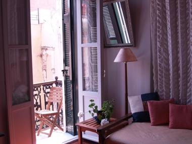 Silde Studios & Apartments