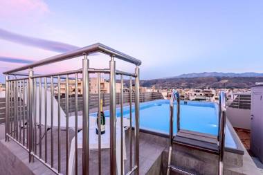 Luxury villa in city center with rooftop swimming pool