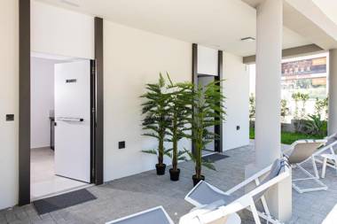 Cozy Corner Luxury Apartments