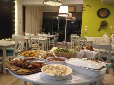 Guesthouse Vissinokipos - Biker Friendly Hotel