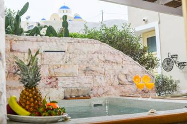 Suite Home Santorini