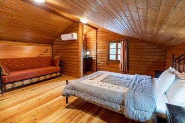 Chalet Likouresi Village