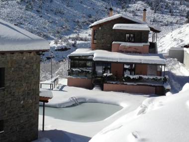 The View Village - Villas Suites & Spa