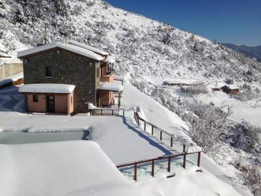 The View Village - Villas Suites & Spa