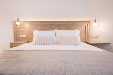 Porfyris Studios and Apartments