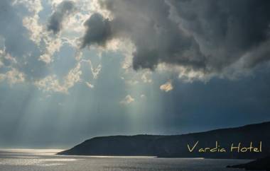 Vardia Hotel