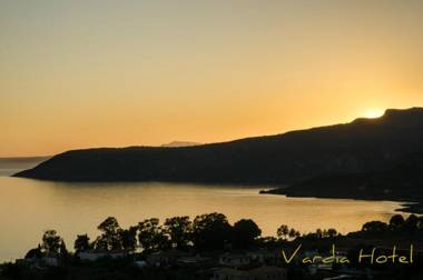 Vardia Hotel