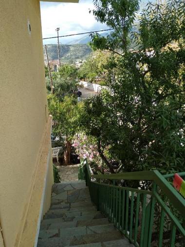 Cosy apartment in Stoupa