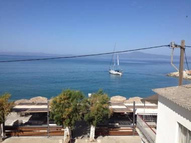 AGALI 2 Superior Mezonet front of the sea