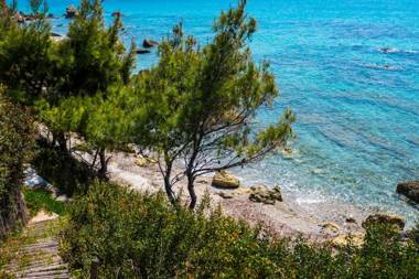 Beachfront Villa Posidi