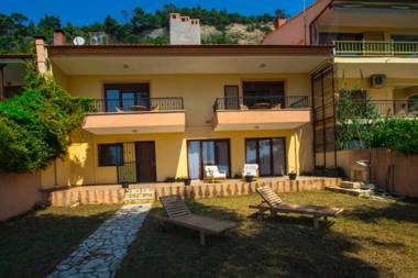 Beachfront Villa Posidi