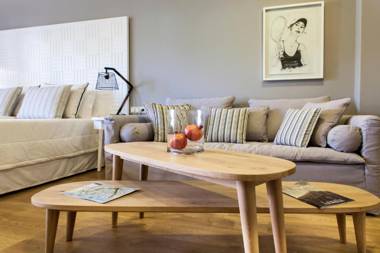 Candia Studios & Rooms