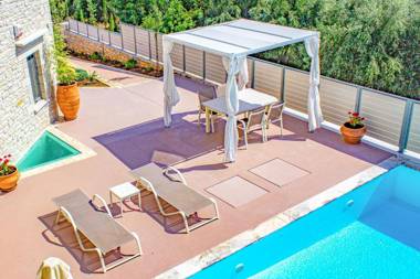 Panormo Villas Crete - Iasion & Dimitra