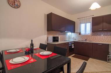 Despina Apartment - Sea & Pool View