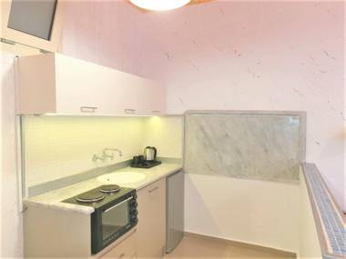 Hermes Korifi Suites