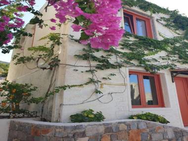 Cabana Maisonette Sea View for up to 8 persons