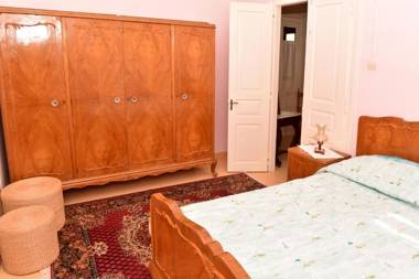 Amaryllis Guest House