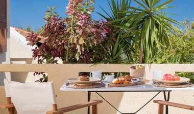 Elea Suites & Residences