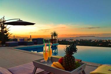 Luxury Holiday Villas Gouves