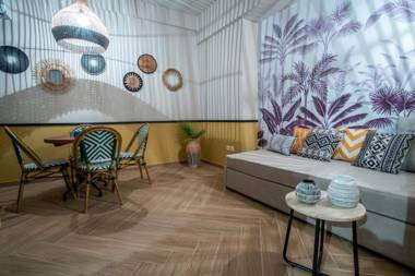 KRISSAIA SEASIDE SUITES