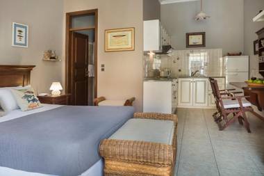 Faros Suites (Adults Only)