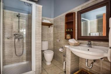 Faros Suites (Adults Only)