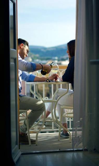 Island of Luxury Apartments