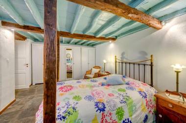 The Cellar Apartment